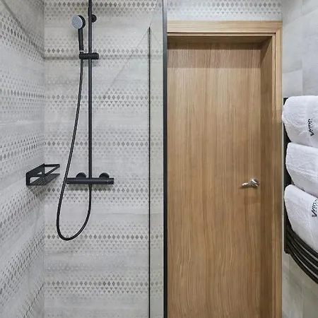 Vvinn Hotel 3*
