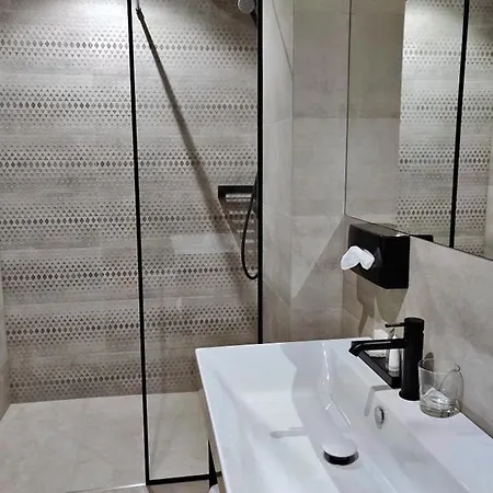 Hotel Vvinn 3*